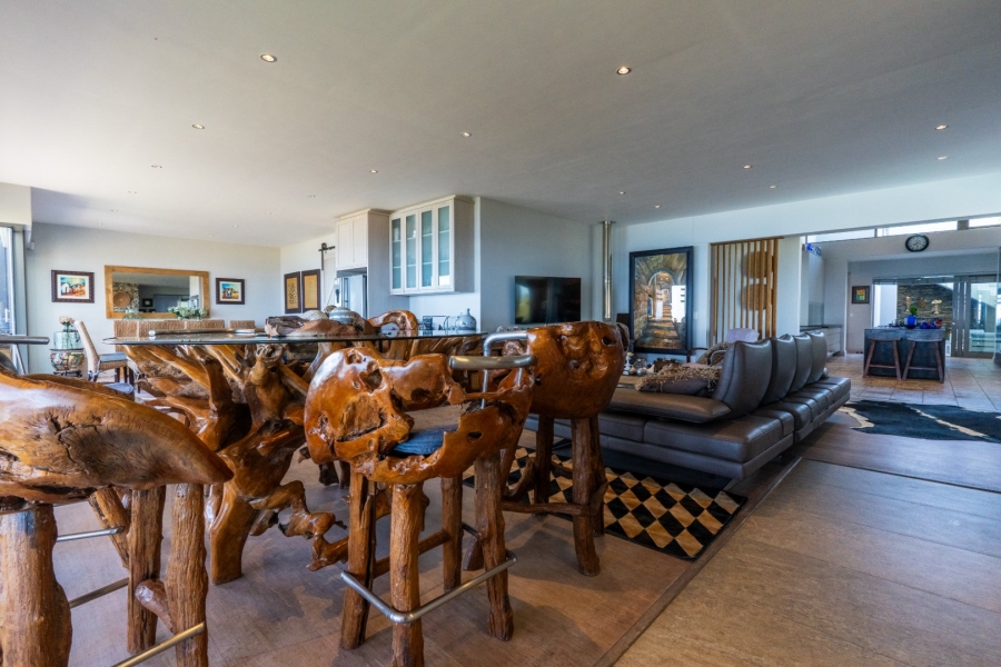 5 Bedroom Property for Sale in Wilderness Heights Western Cape